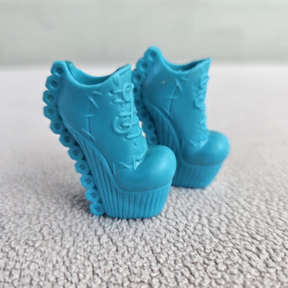 Monster High Doll Voltageous Hair Frankie Stein Replacement Wedge Shoes Blue
